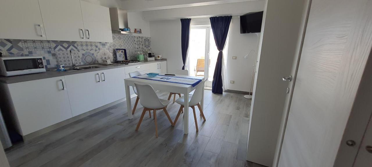 Amareilmare2 Appartement Marzamemi Buitenkant foto
